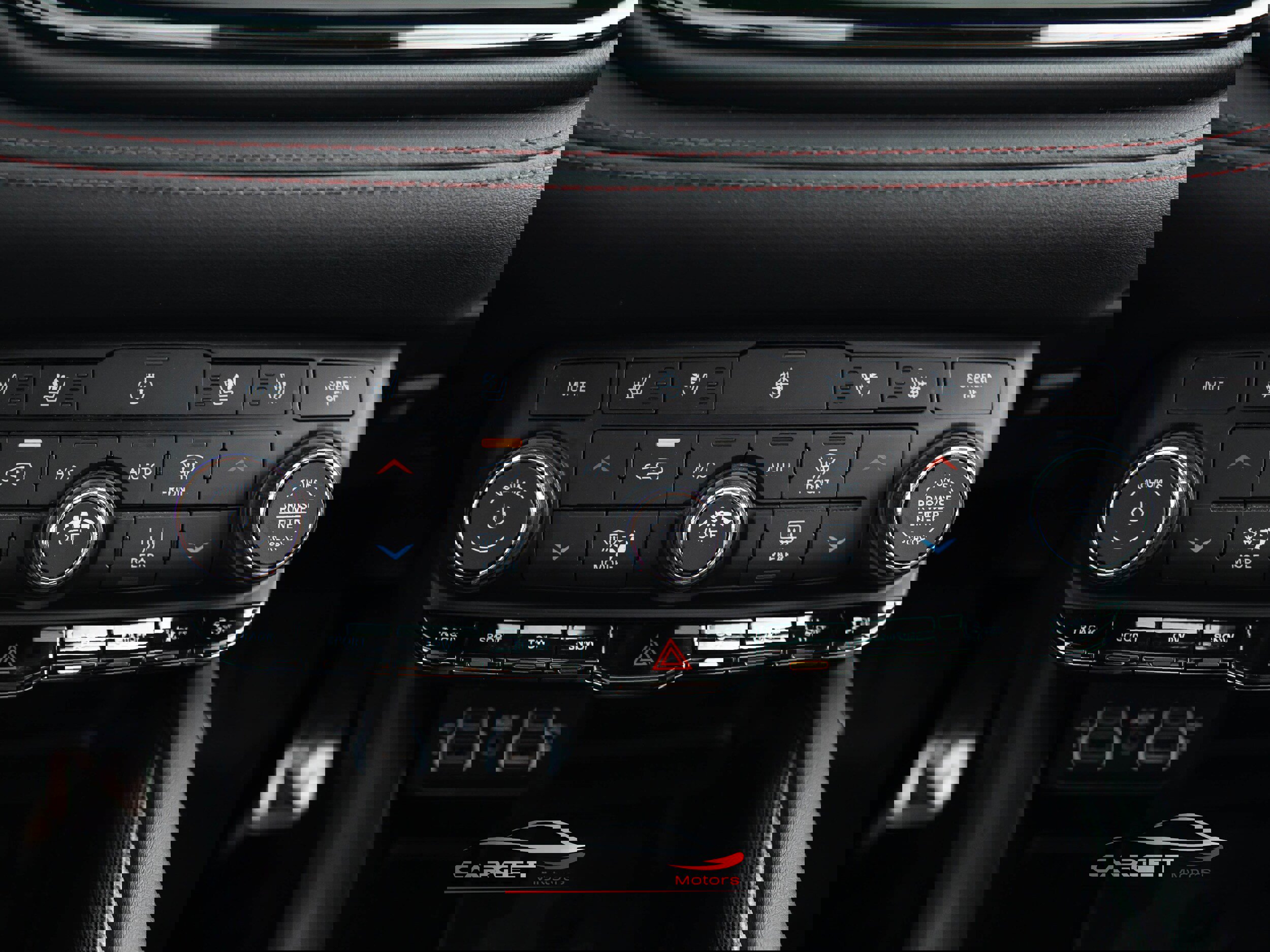 Used 2021 Dodge Durango R/T w/ Tow 'N Go Package AWD/4WD image 31