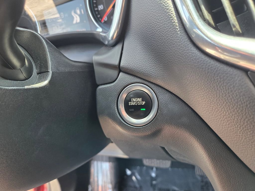 Certified 2020 Chevrolet Equinox LT FWD image 28