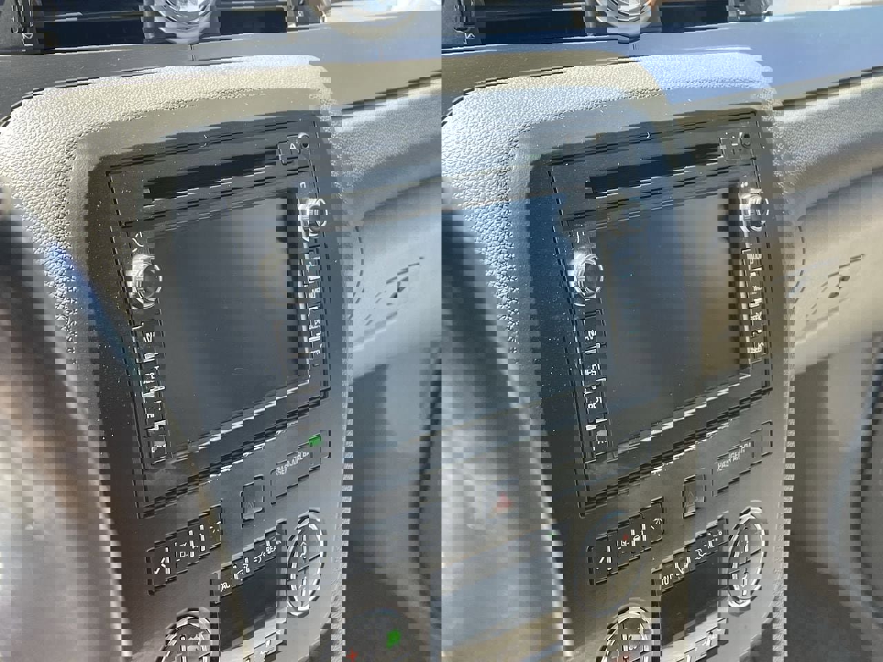 Used 2012 Buick Enclave Leather w/ LPO, Cargo Convenience Pkg image 9