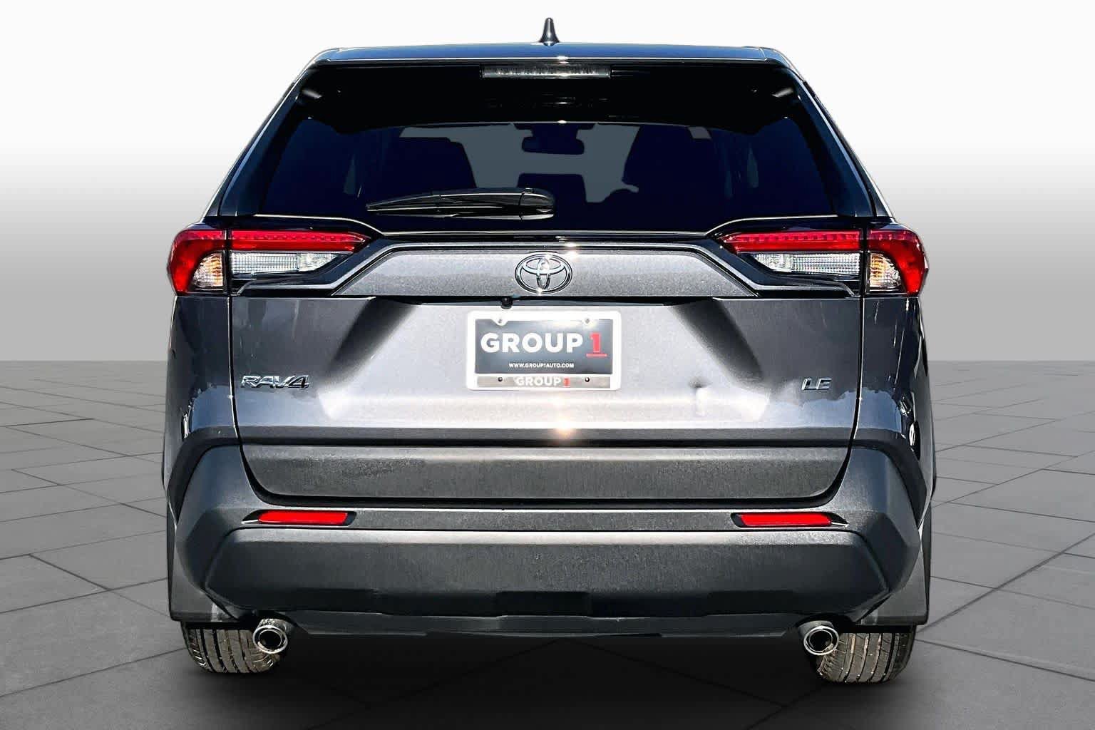Used 2025 Toyota RAV4 LE FWD image 5