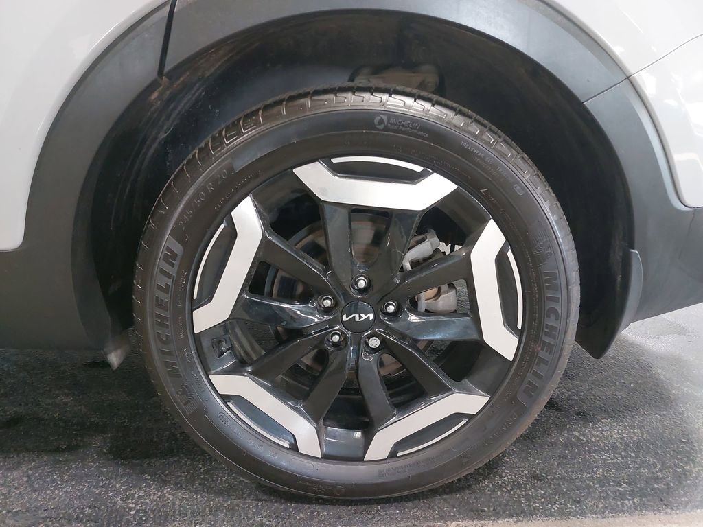 Used 2023 Kia Telluride EX AWD/4WD image 35