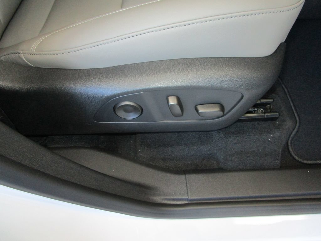 New 2026 GMC Acadia Elevation w/ Elevation Premium Package FWD image 29