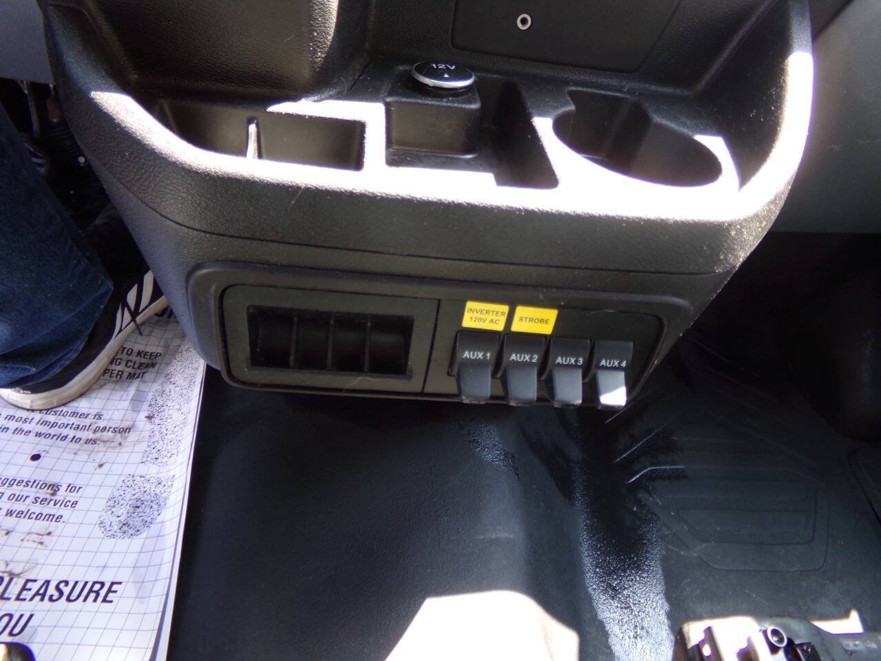 Used 2018 Ford Transit 150 130 Low Roof RWD image 31
