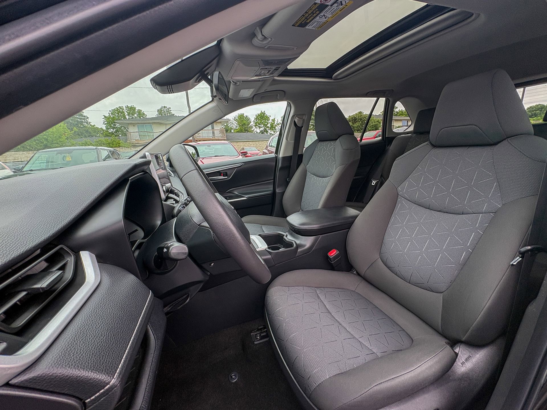 Used 2023 Toyota RAV4 XLE w/ Convenience Package AWD/4WD image 23