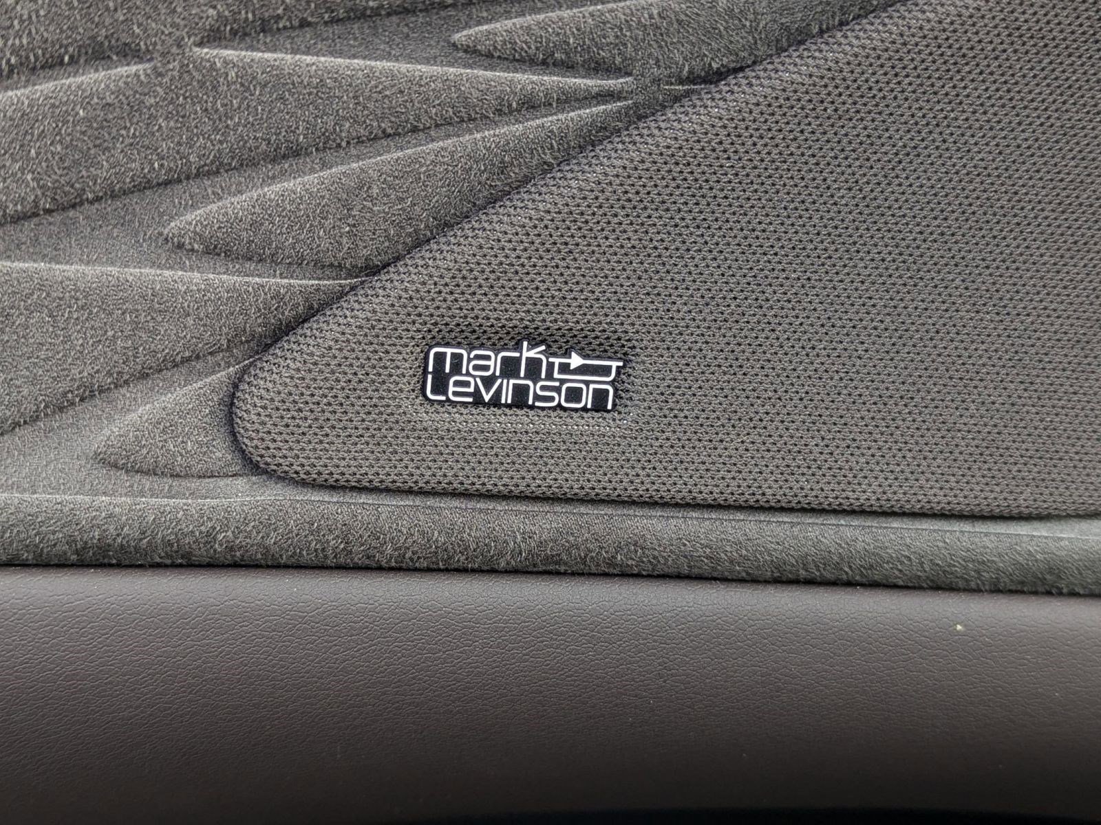 Certified 2025 Lexus RX 350 w/ Luxury Package image 21