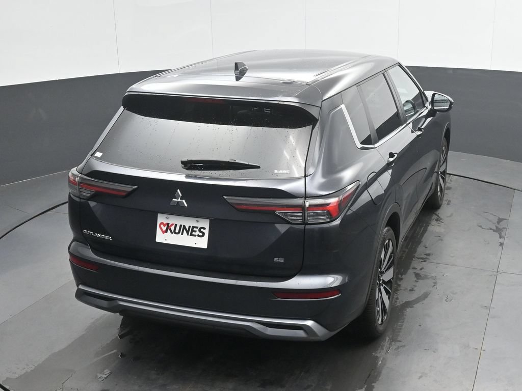 Used 2025 Mitsubishi Outlander SE AWD/4WD image 31