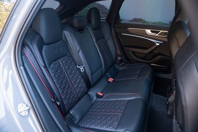 Used 2022 Audi RS 6 image 37