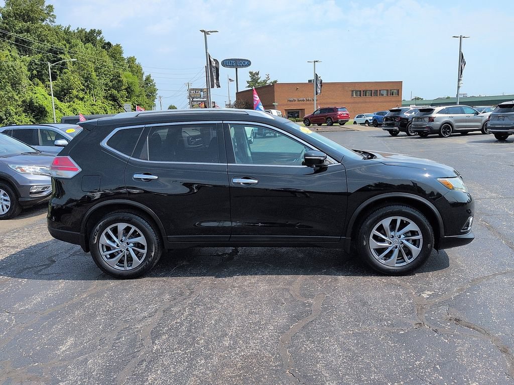 Used 2015 Nissan Rogue SL FWD image 2