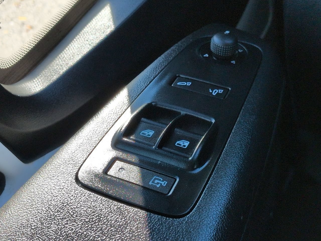 Used 2025 RAM ProMaster 2500 w/ Convenience Group FWD image 22