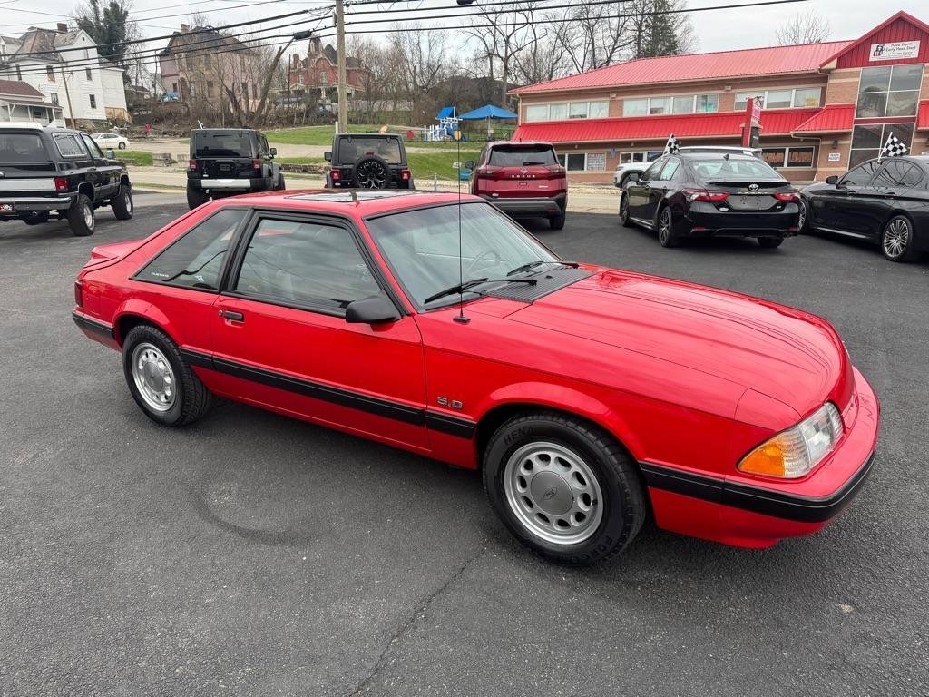 Used 1990 Ford Mustang LX RWD image 7