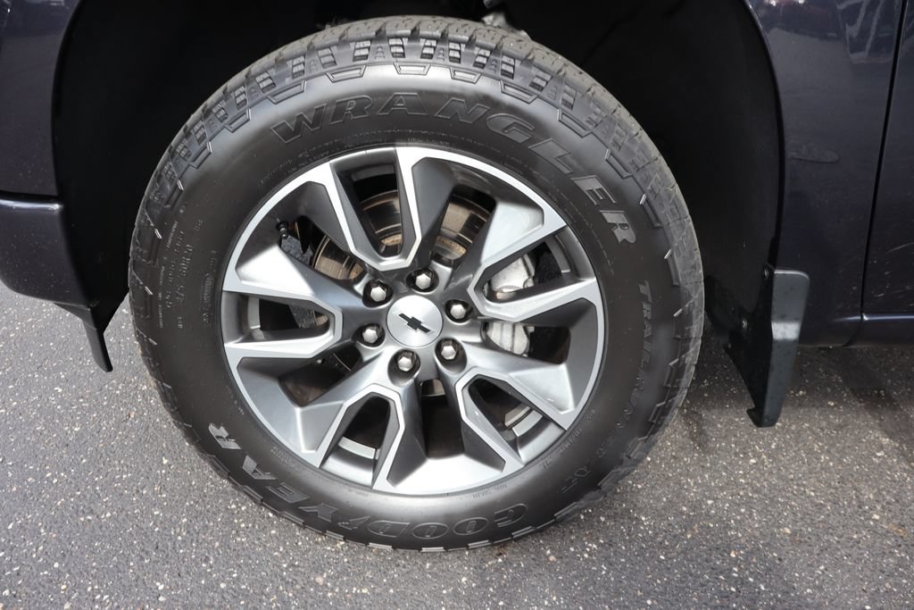Used 2023 Chevrolet Silverado 1500 RST AWD/4WD image 28