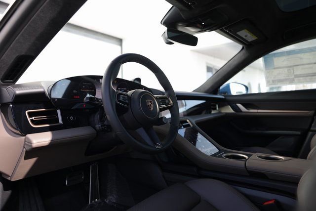 Used 2024 Porsche Taycan Turbo S image 4