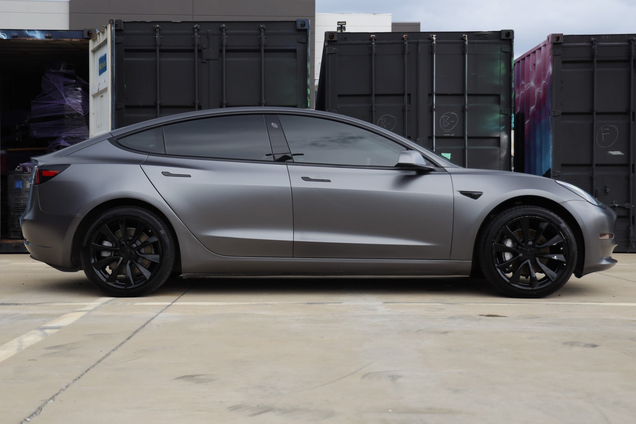 Used 2018 Tesla Model 3 Long Range RWD image 18