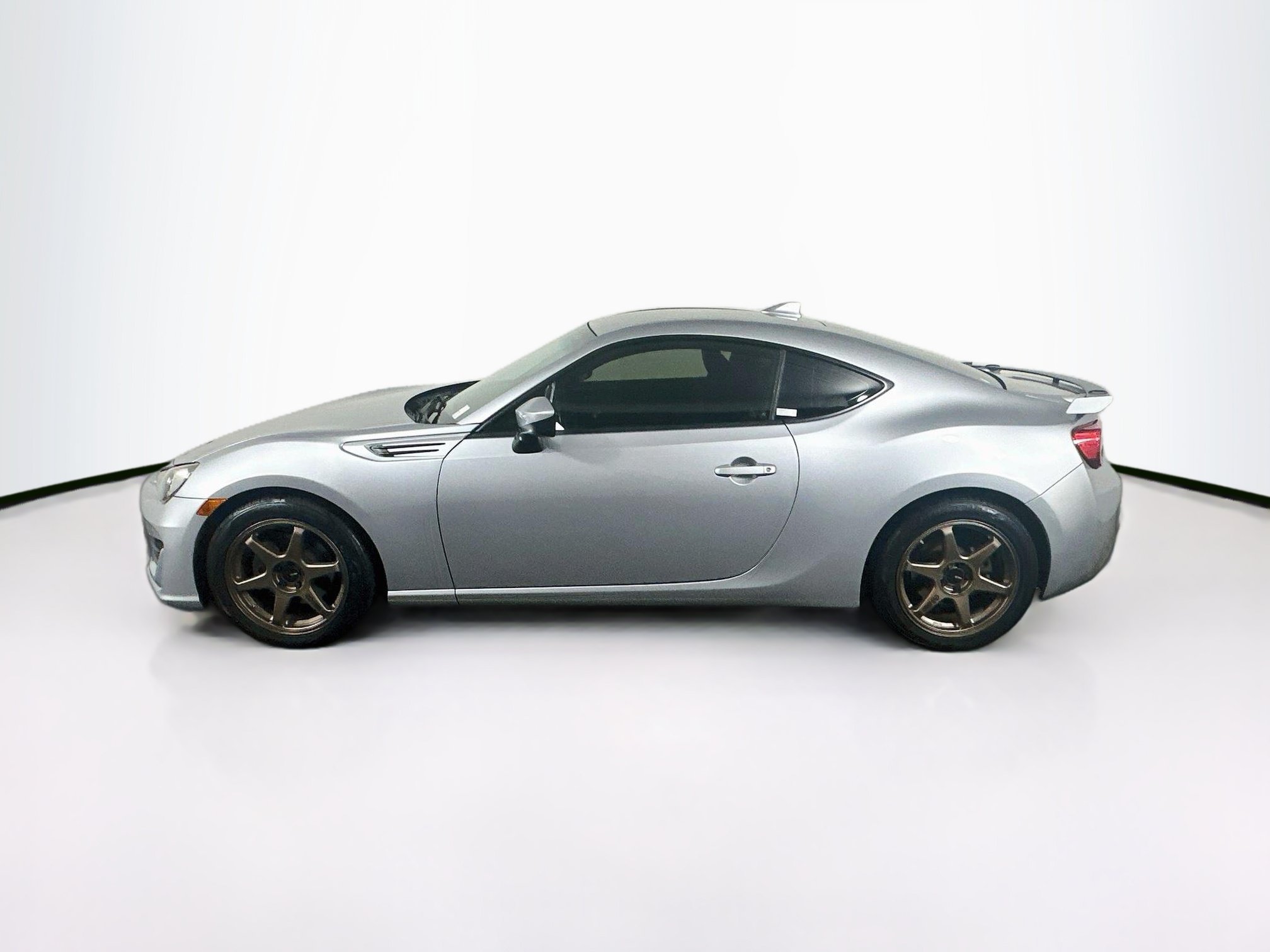 Used 2017 Subaru BRZ Limited w/ Popular Package #3 RWD image 4