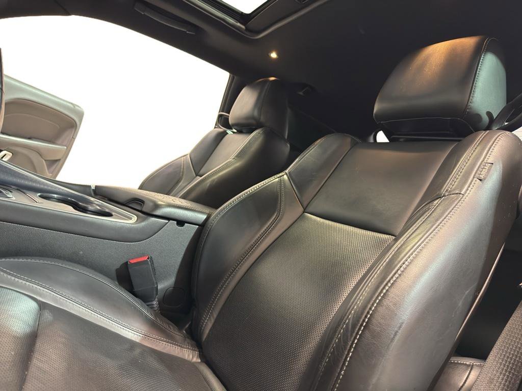 Used 2018 Dodge Challenger SXT Plus RWD image 15