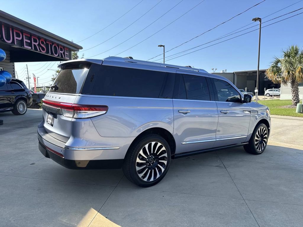 Certified 2022 Lincoln Navigator L Black Label image 8