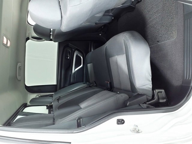 Used 2023 Nissan Titan SV image 28