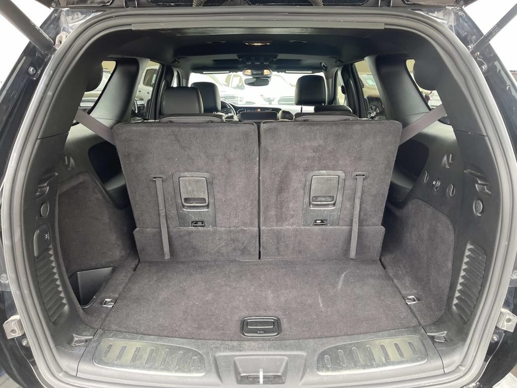 Used 2025 Dodge Durango GT AWD/4WD image 8