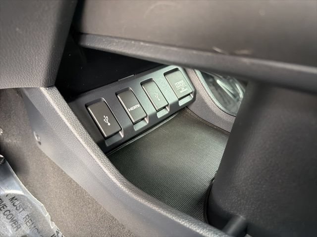 Used 2018 Honda HR-V EX image 15