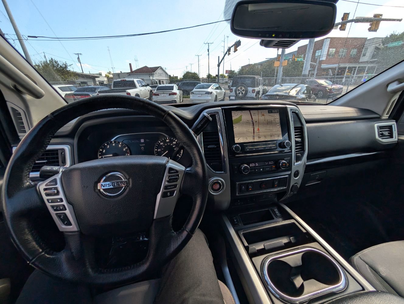 Used 2020 Nissan Titan SV w/ SV Convenience Package image 20