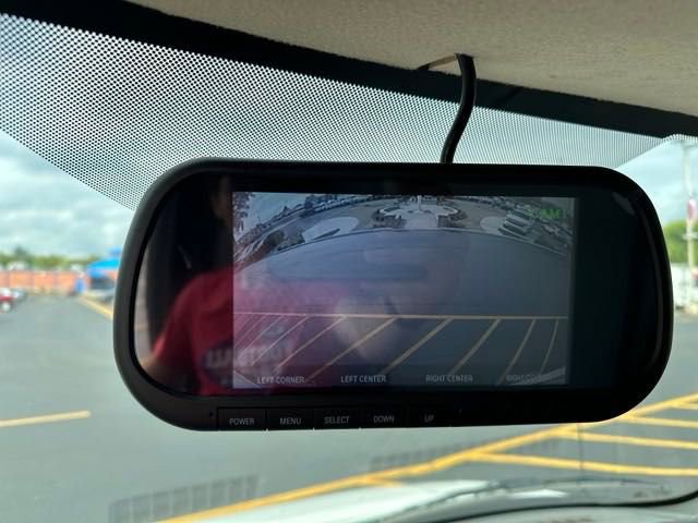 New 2024 Chevrolet Express 3500 w/ Power Convenience Package image 18