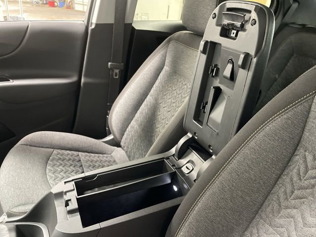 Used 2023 Chevrolet Equinox LT FWD image 21