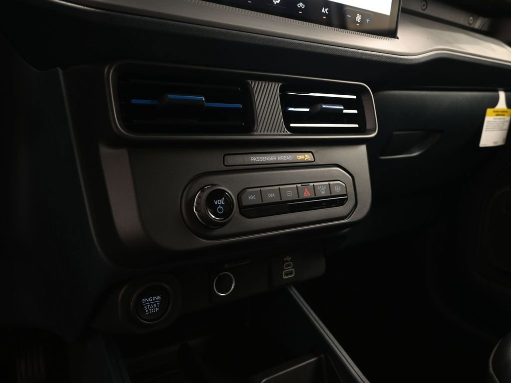 New 2025 Ford Maverick Lobo AWD/4WD image 15