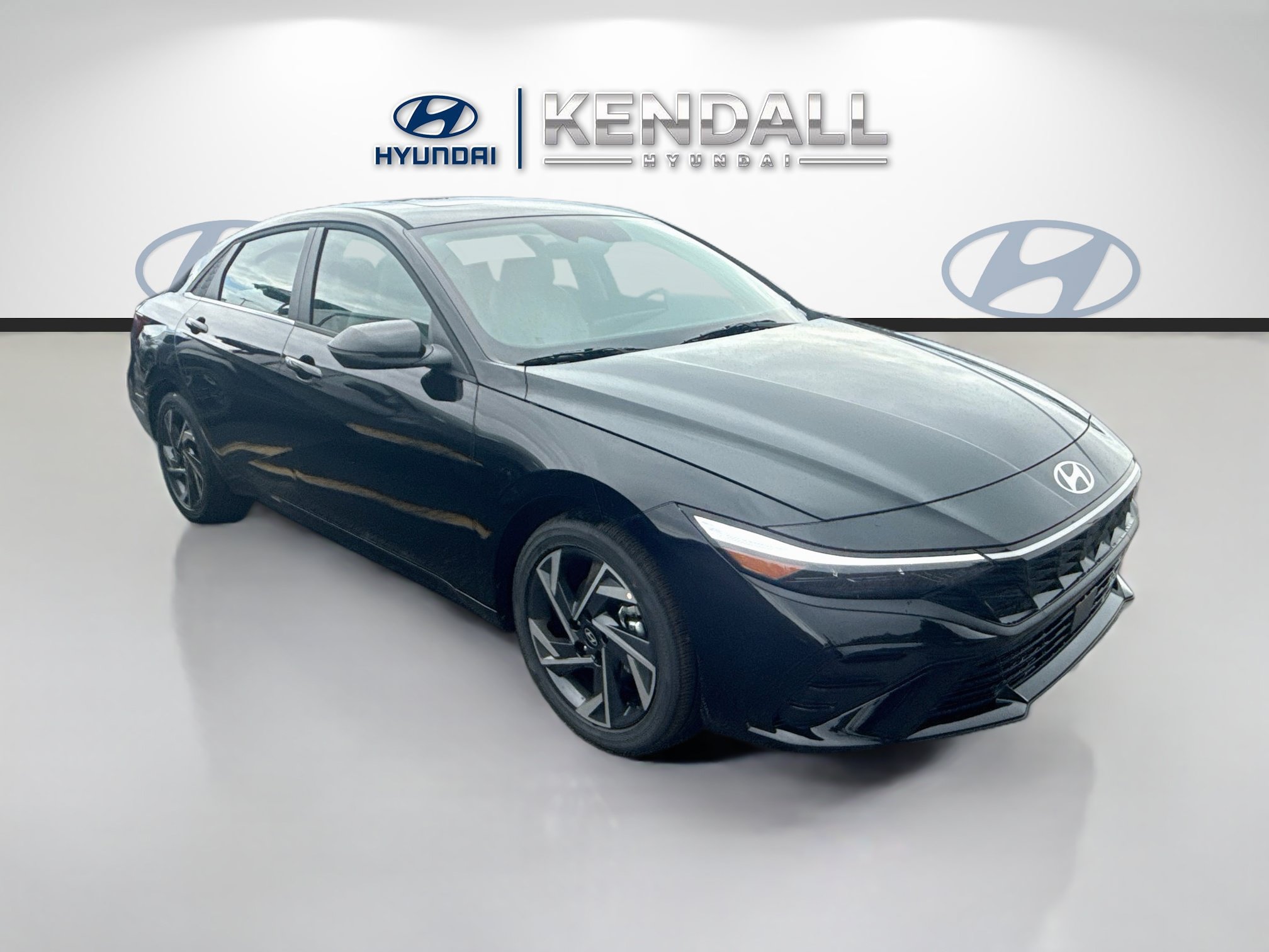New 2026 Hyundai Elantra Limited FWD image 1