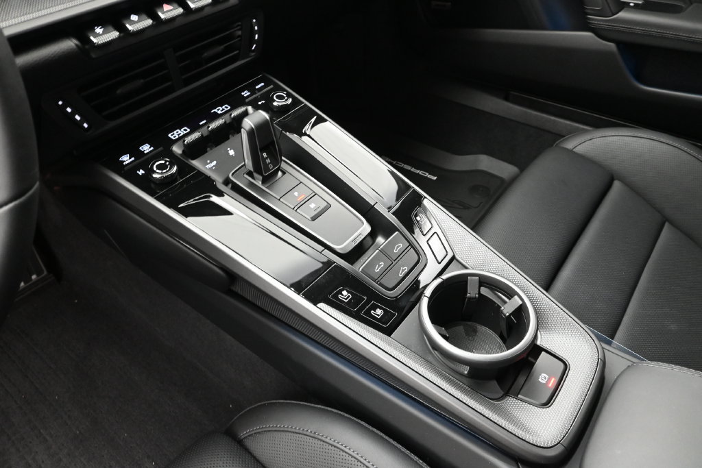 Certified 2026 Porsche 911 Carrera RWD image 28