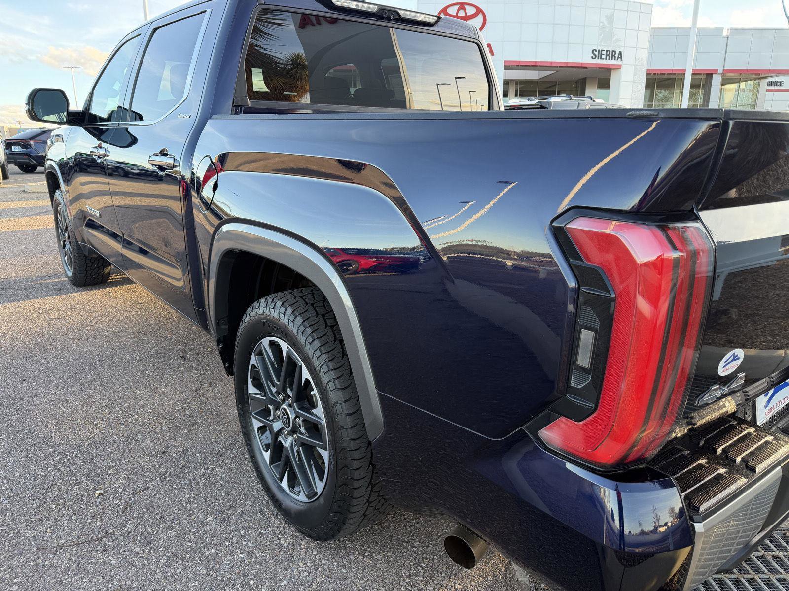 Used 2023 Toyota Tundra Limited image 11