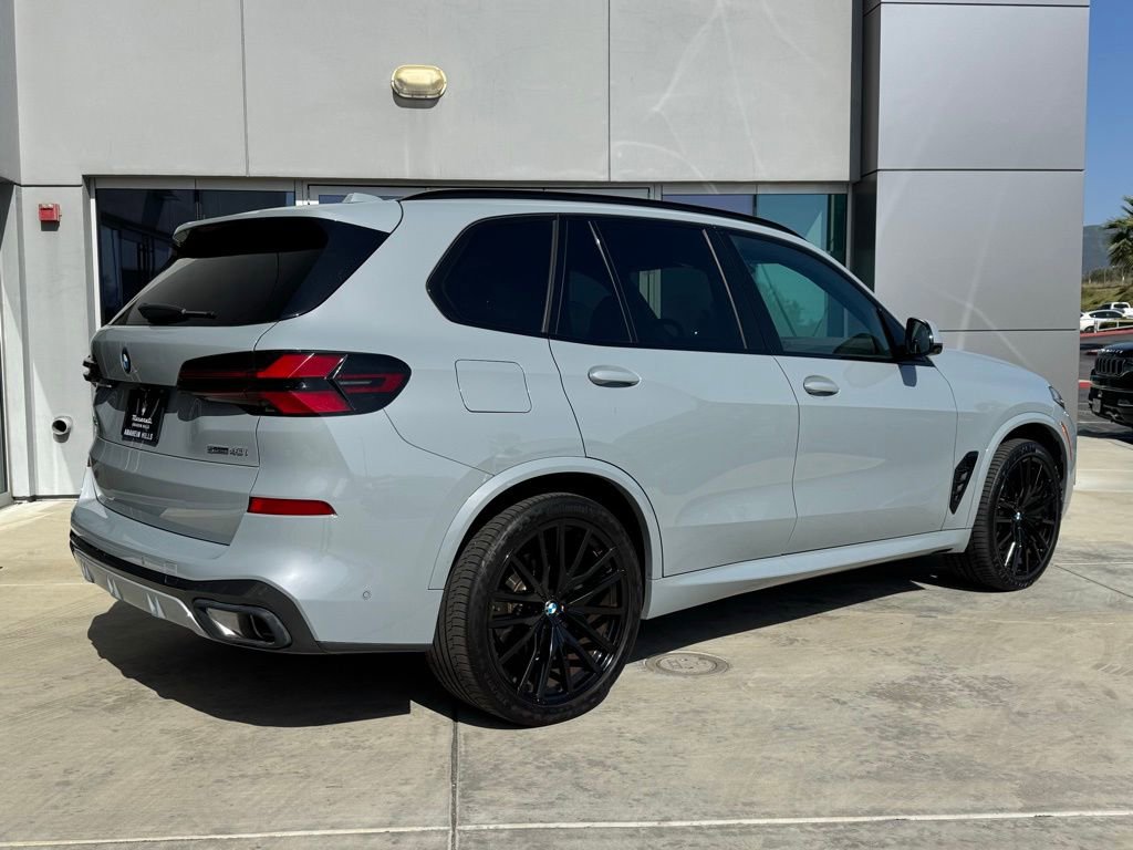 Used 2024 BMW X5 sDrive40i w/ M Sport Package RWD image 7