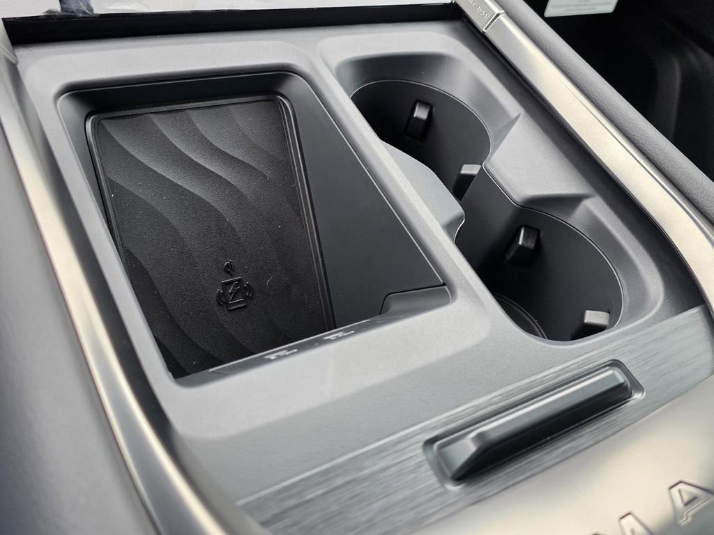 New 2026 Nissan Armada PRO-4X AWD/4WD image 43