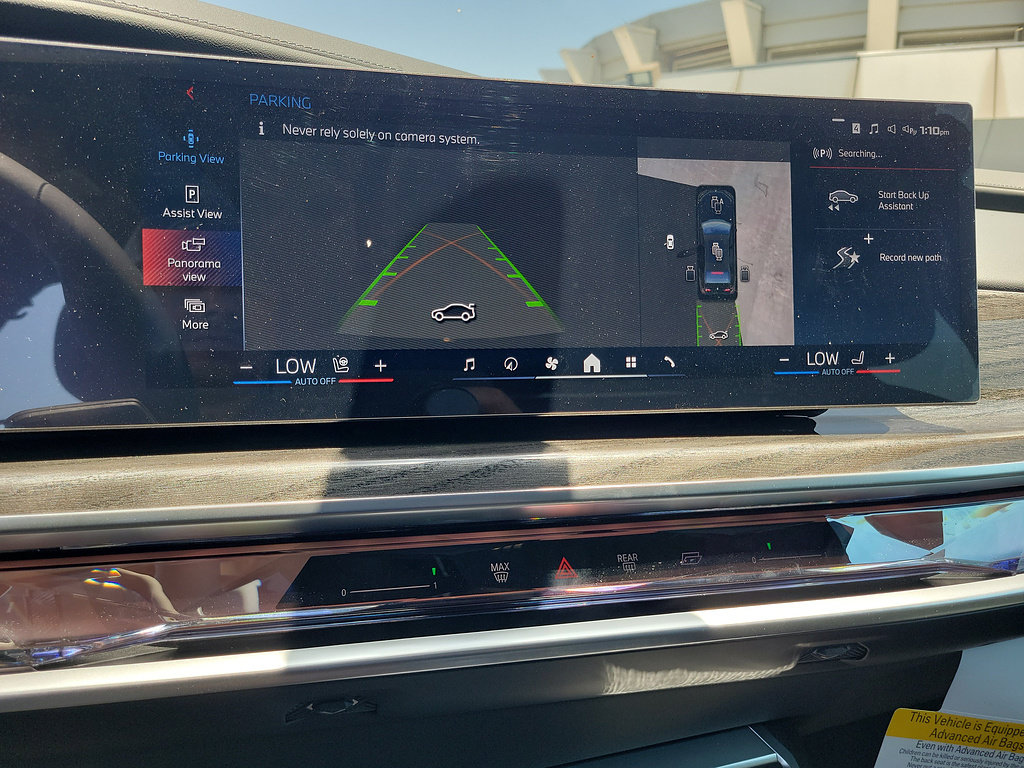 New 2026 BMW i7 M70 w/ Executive Package AWD/4WD image 24