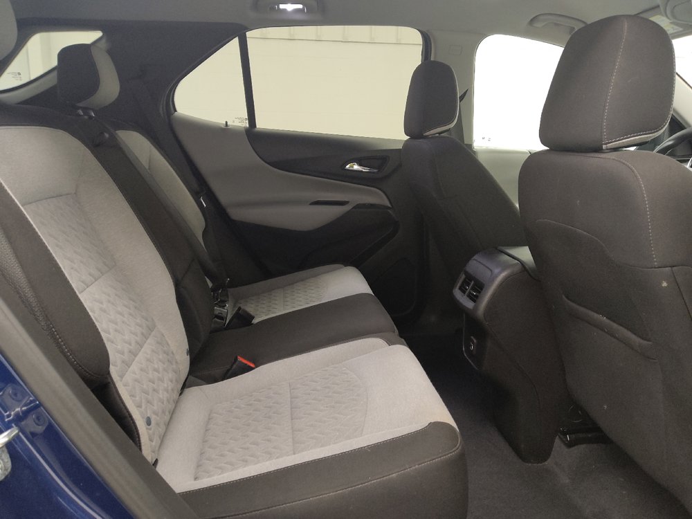 Used 2022 Chevrolet Equinox LS w/ LS Convenience Package FWD image 19