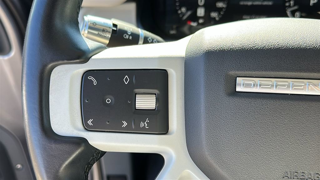 Used 2021 Land Rover Defender 110 SE image 13