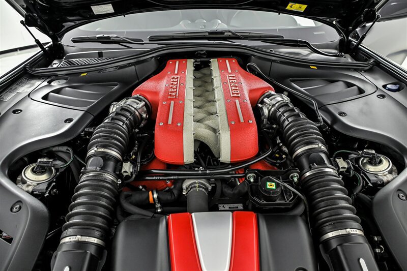Used 2016 Ferrari FF AWD/4WD image 12