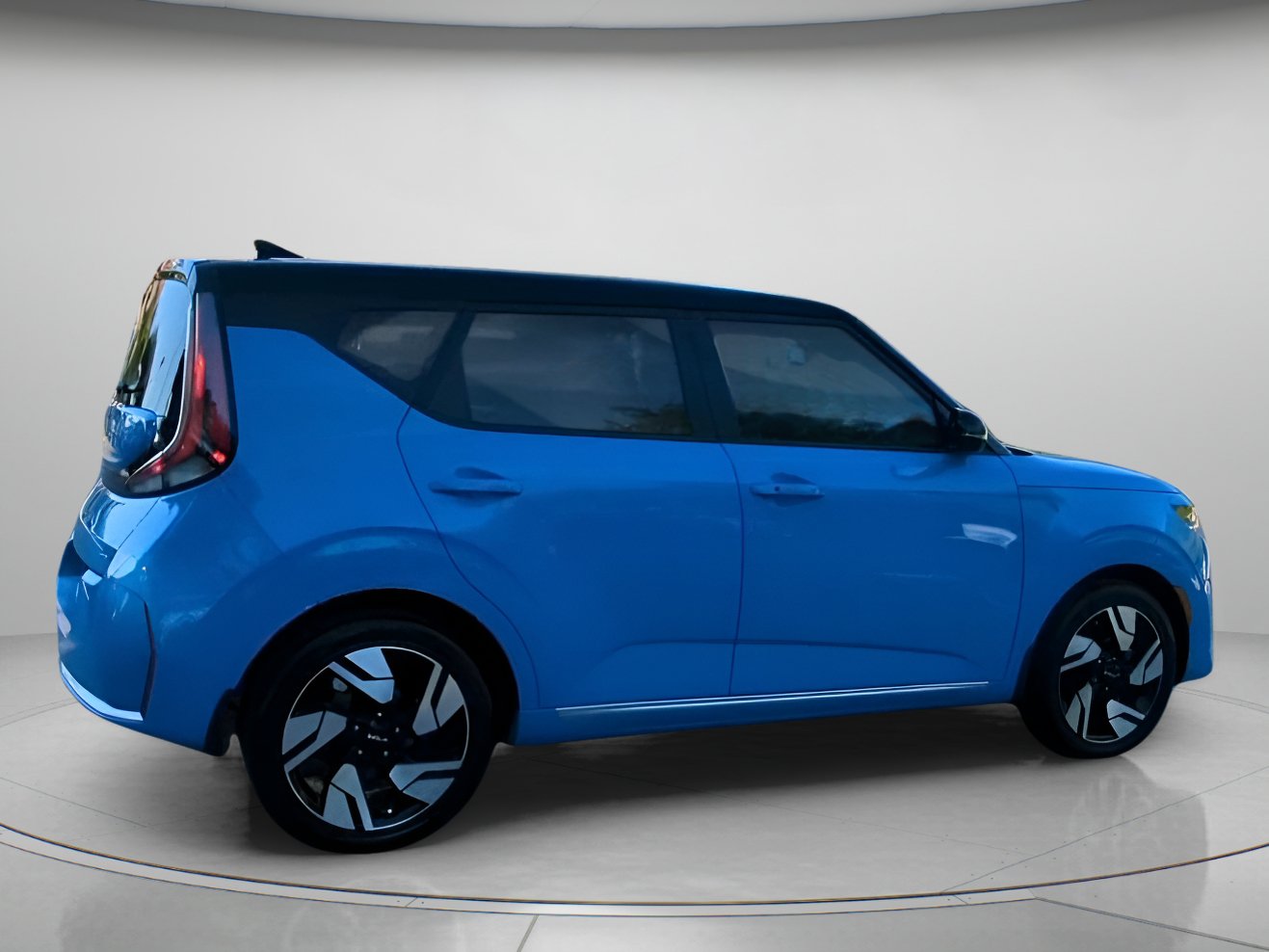 Used 2024 Kia Soul GT-Line FWD image 30
