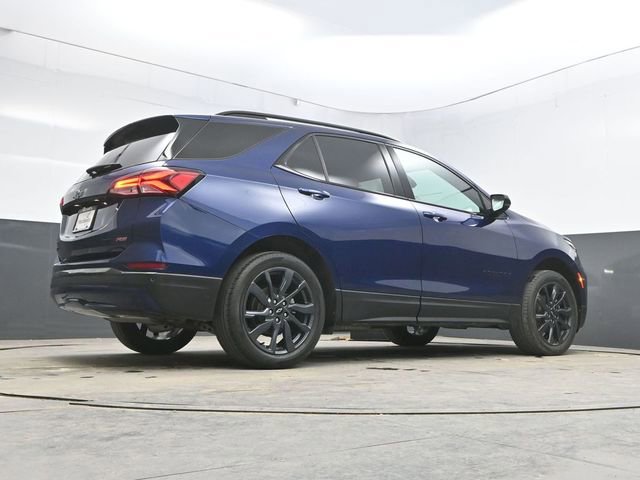 Used 2023 Chevrolet Equinox RS image 46