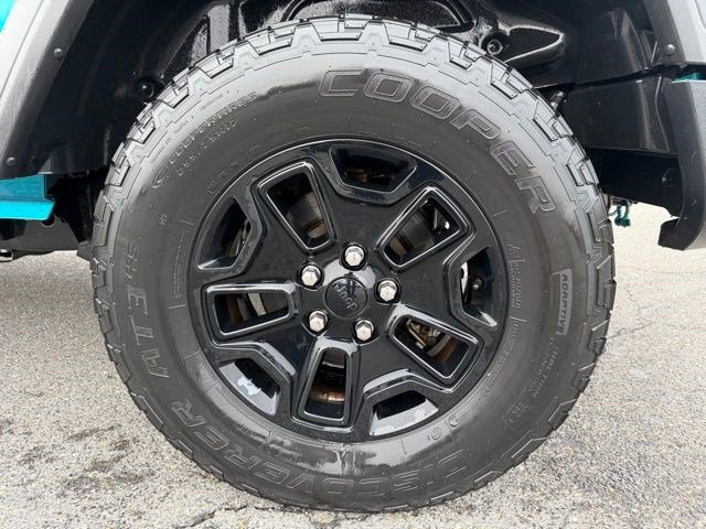 Used 2019 Jeep Wrangler Sport image 20