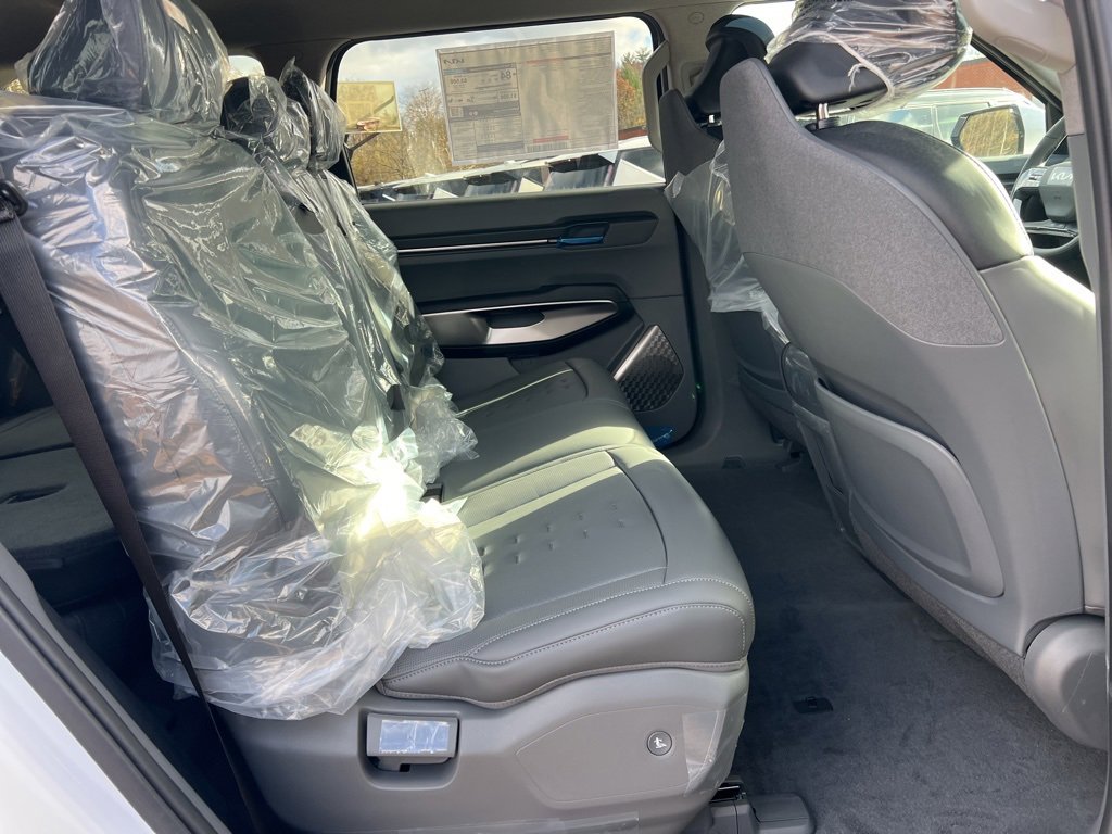 New 2026 Kia EV9 Wind image 13