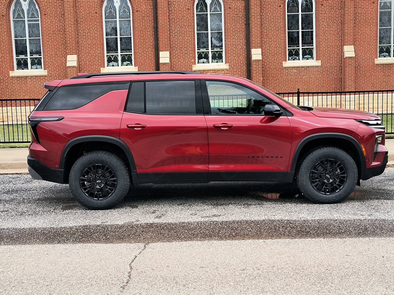New 2026 Chevrolet Traverse Z71 w/ Enhanced Driving Package image 5