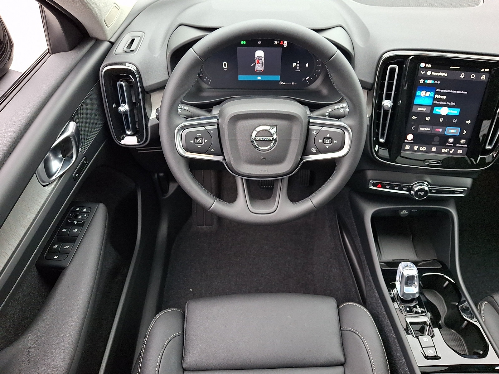 New 2026 Volvo XC40 B5 Plus w/ Protection Package Premier AWD/4WD image 7