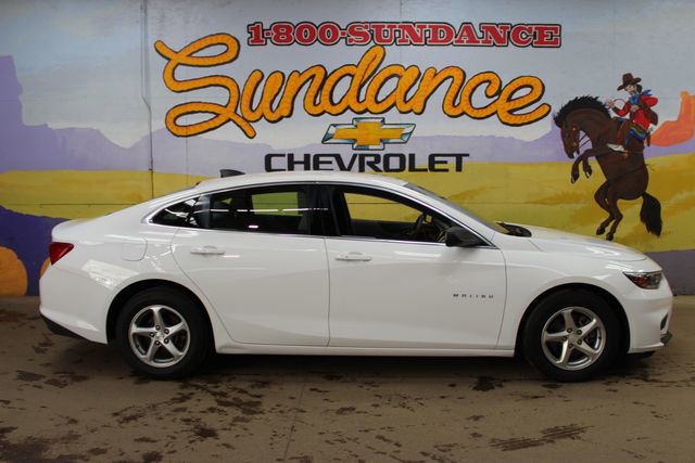 Used 2018 Chevrolet Malibu LS w/ LPO, Convenience Package 2