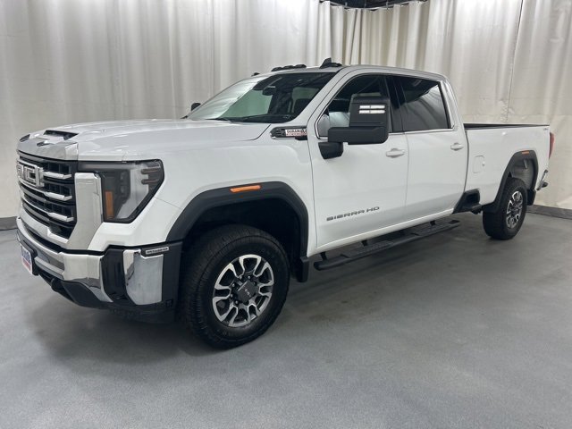 Used 2024 GMC Sierra 3500 SLE w/ SLE Value Package image 2