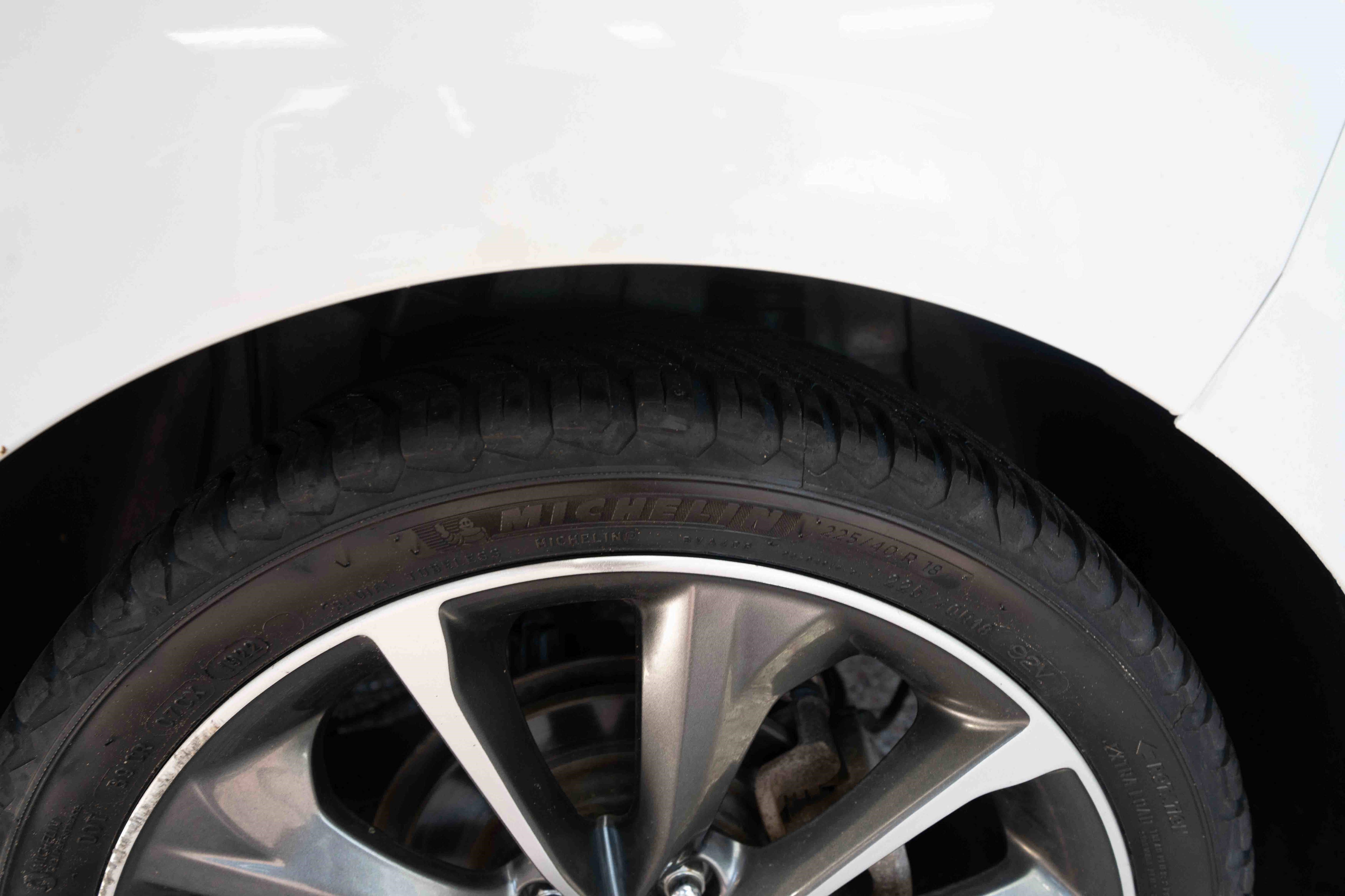 Used 2019 Hyundai Veloster 2.0 Premium image 29