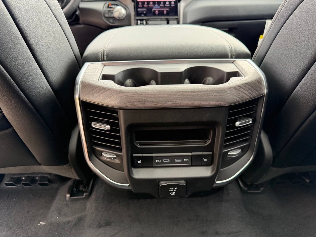 New 2026 RAM 1500 Laramie AWD/4WD image 29