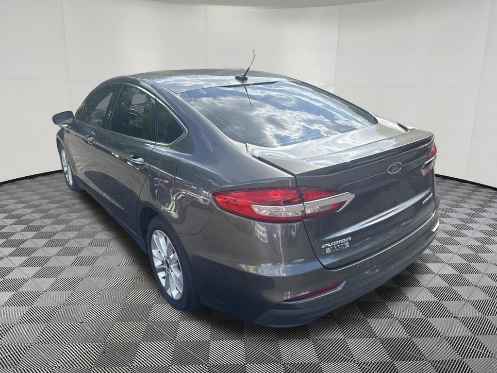 Used 2019 Ford Fusion Energi Titanium FWD image 17