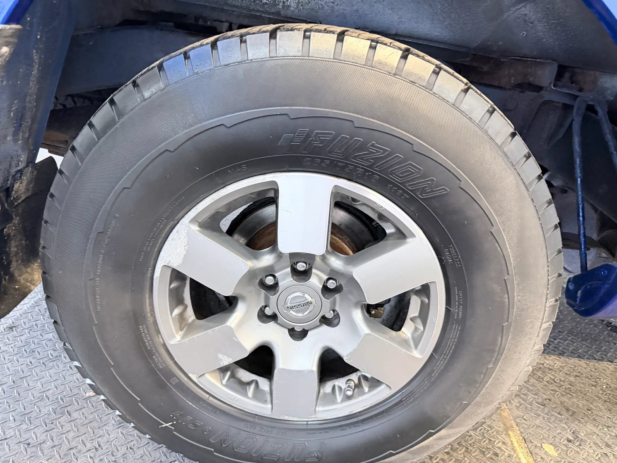 Used 2013 Nissan Frontier PRO-4X AWD/4WD image 42