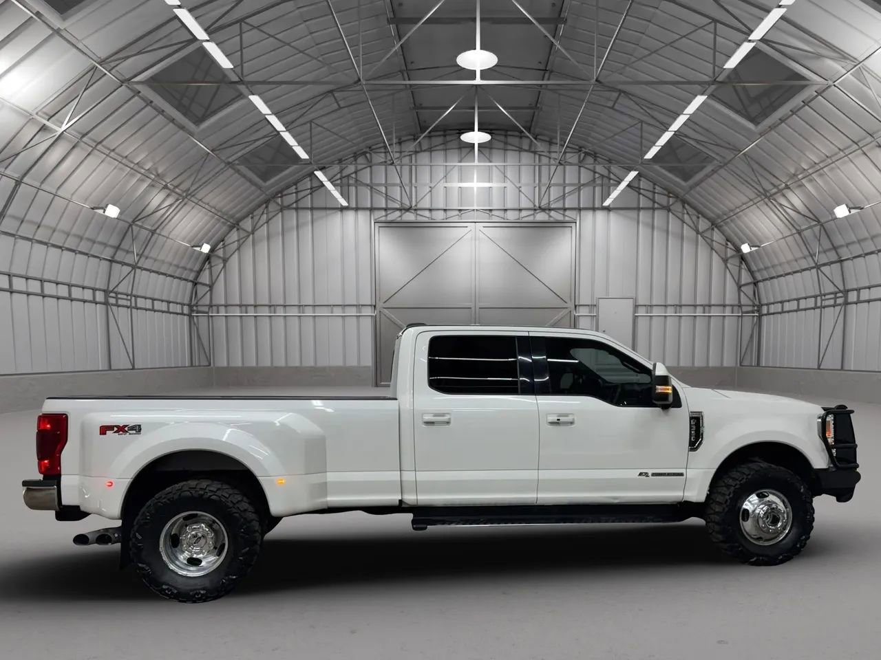 Used 2020 Ford F350 Lariat w/ Lariat Ultimate Package image 6