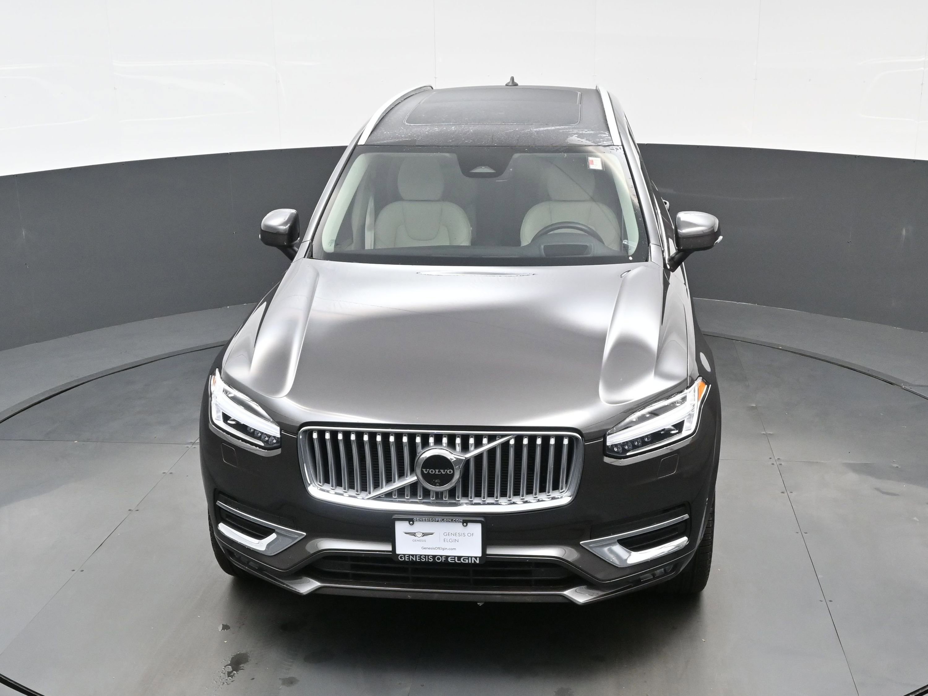 Used 2025 Volvo XC90 B6 Ultra w/ Protection Package image 36